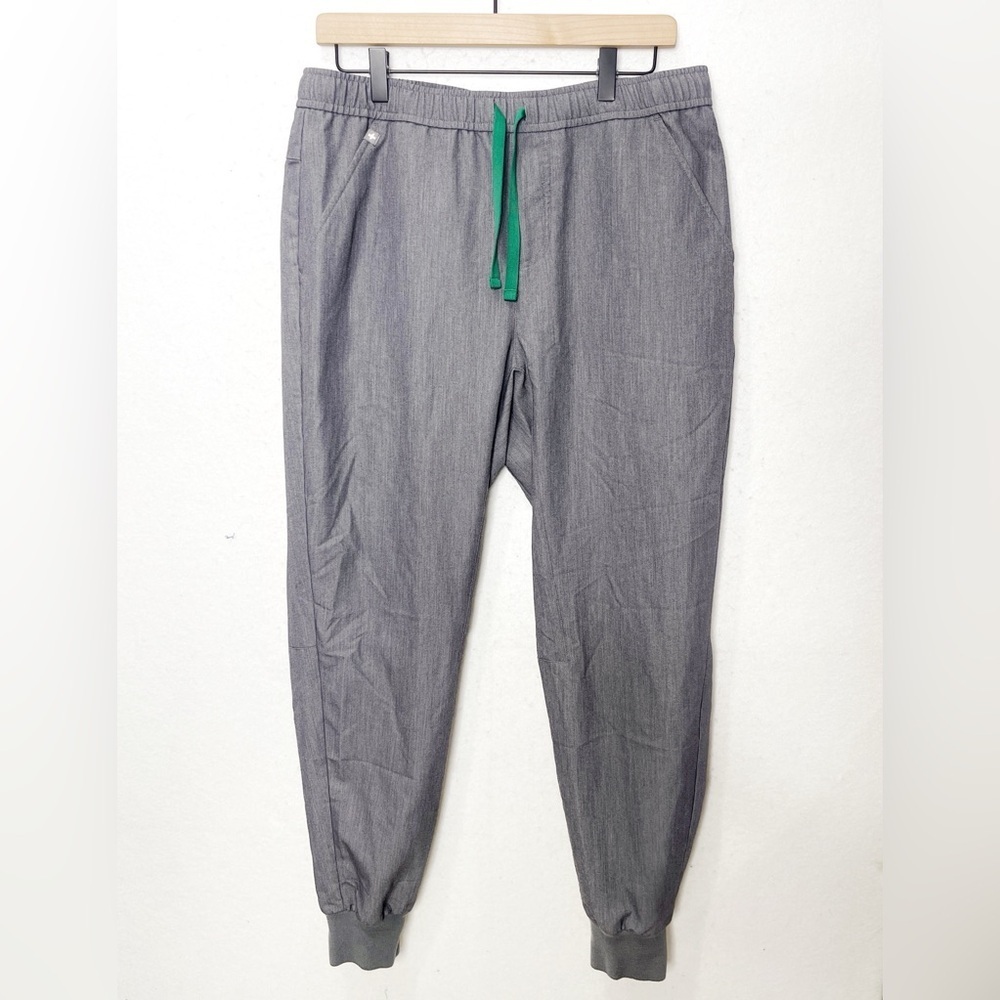Figs Men’s Tansen Jogger Scrub Pants Grey Size Large Graphite